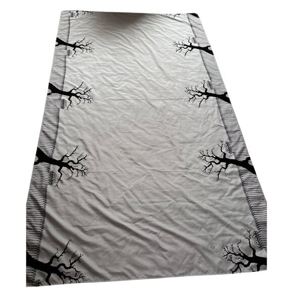 Spooky Haunted Tree Tablecloth 60"x104" Gray Black Gothic Fence Design Halloween - Picture 1 of 11